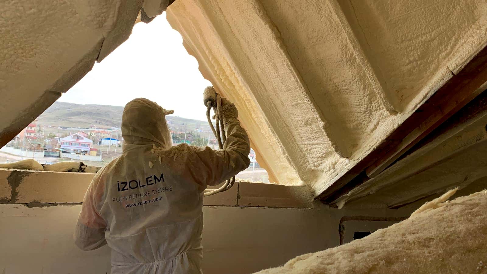 Poliüretan OSB Ters Çatı İzolasyonu